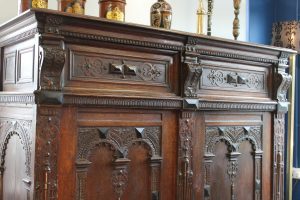 17th C Flemish oak cupboard 7
