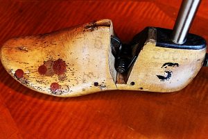 upcycled recycled bespoke wooden shoe last light lamp 4