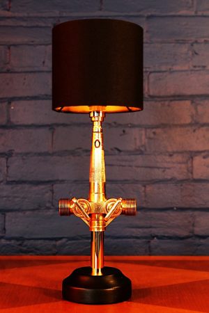 Beer barrel tap table lamp