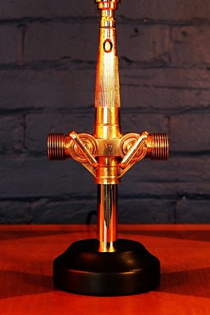 Beer barrel tap table lamp 1
