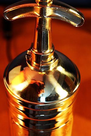 Fire extinguisher table lamp 116