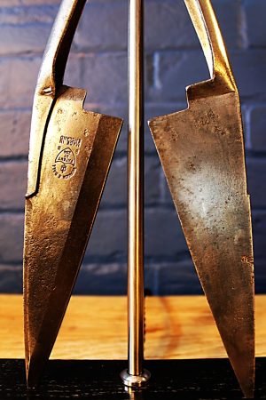 Wool shears table lamp for sale 18