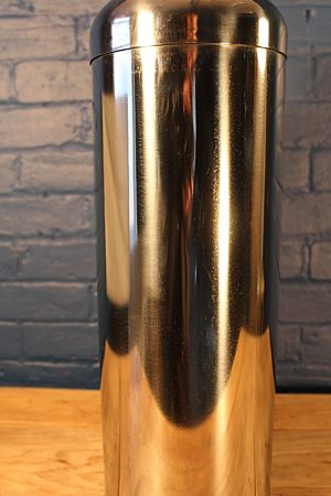 Steel fire extinguisher table lamp 5