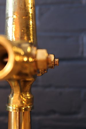 Double brass beer barrel tap table lamp 17