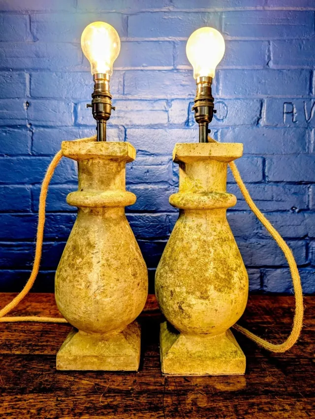 Commission - Stone pedestal lamps. 

#georgejuniperandco #pedestal #lamps #innovate #design